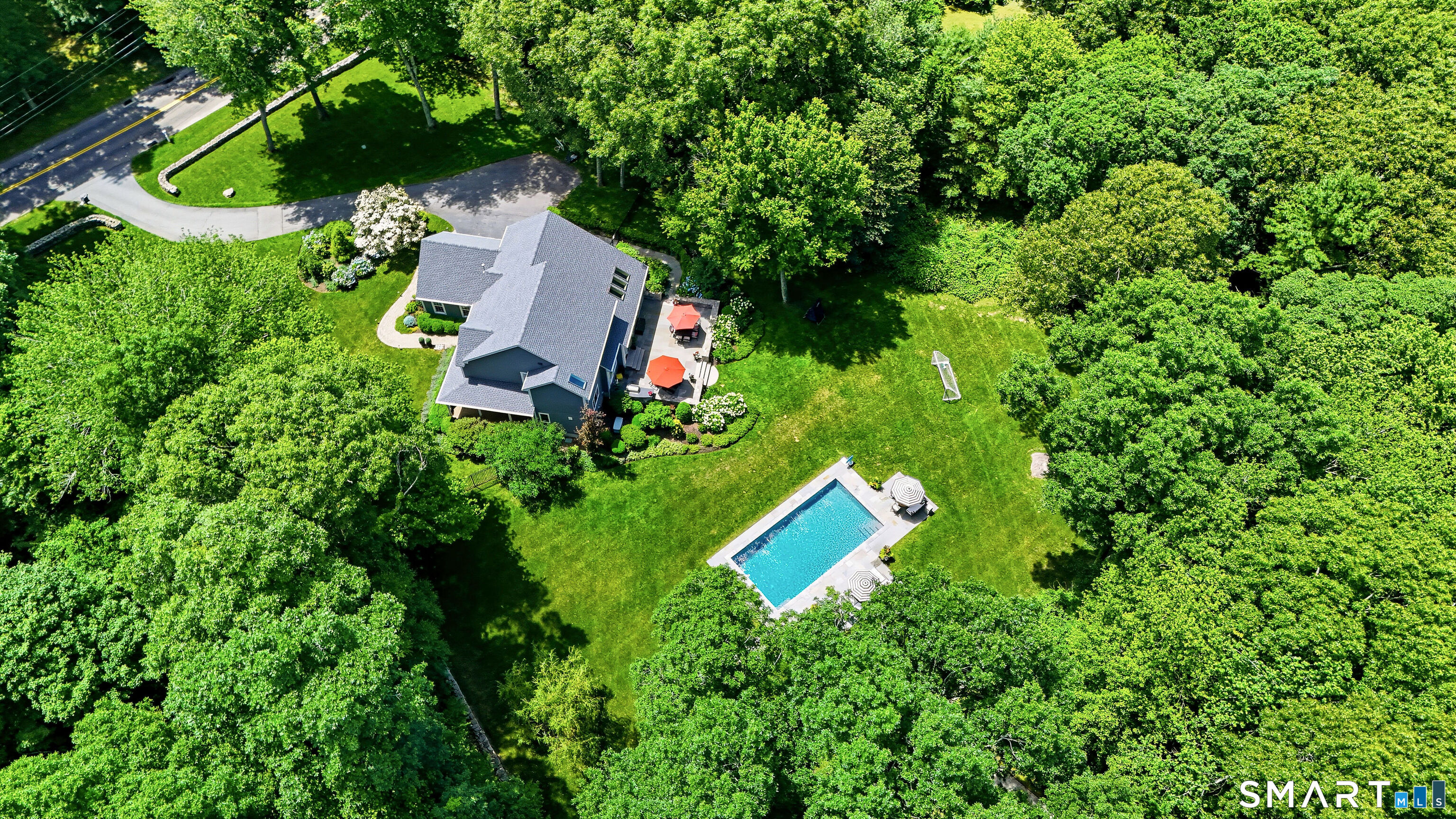 8 Hatchetts Hill Road
