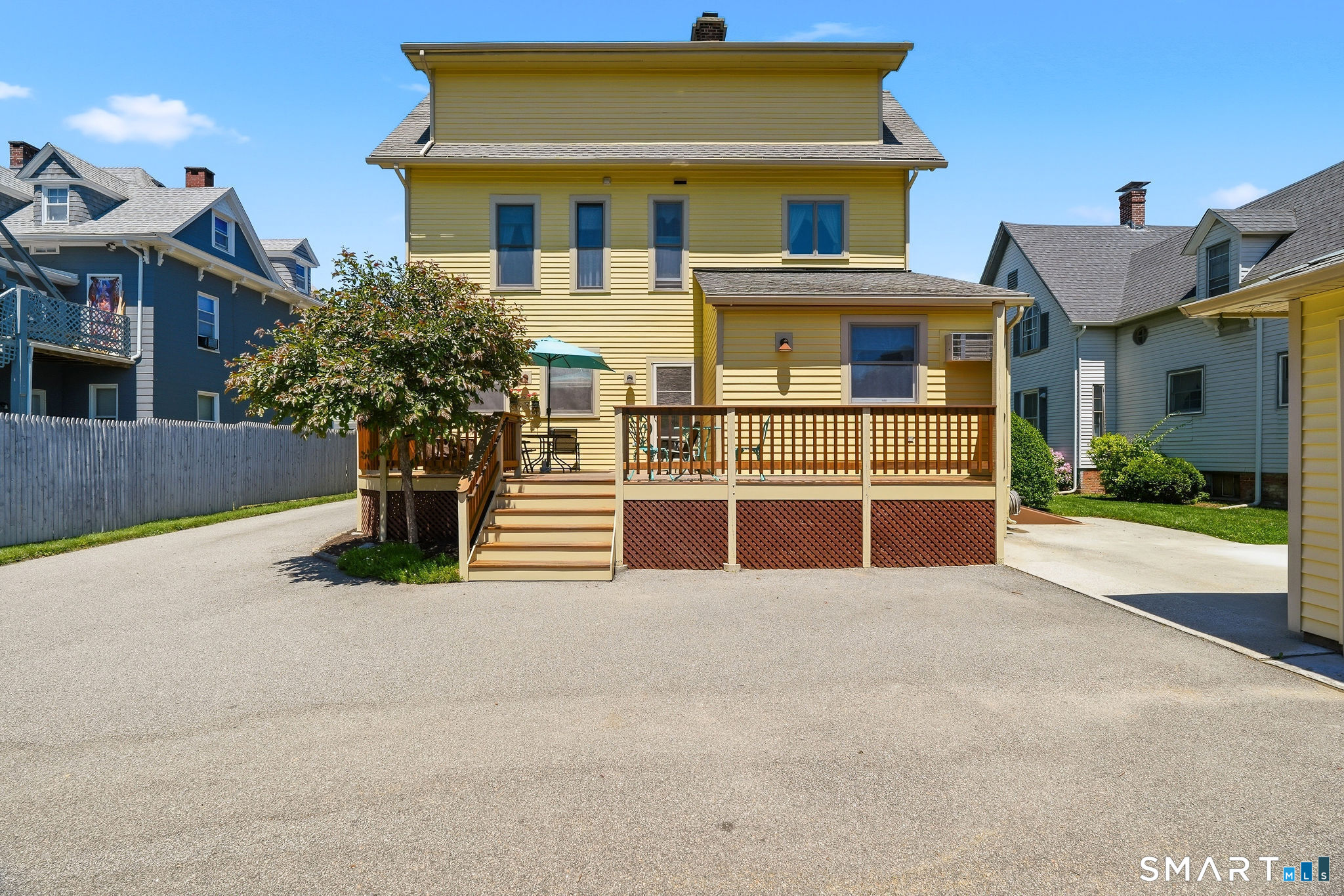 24 Lincoln Avenue