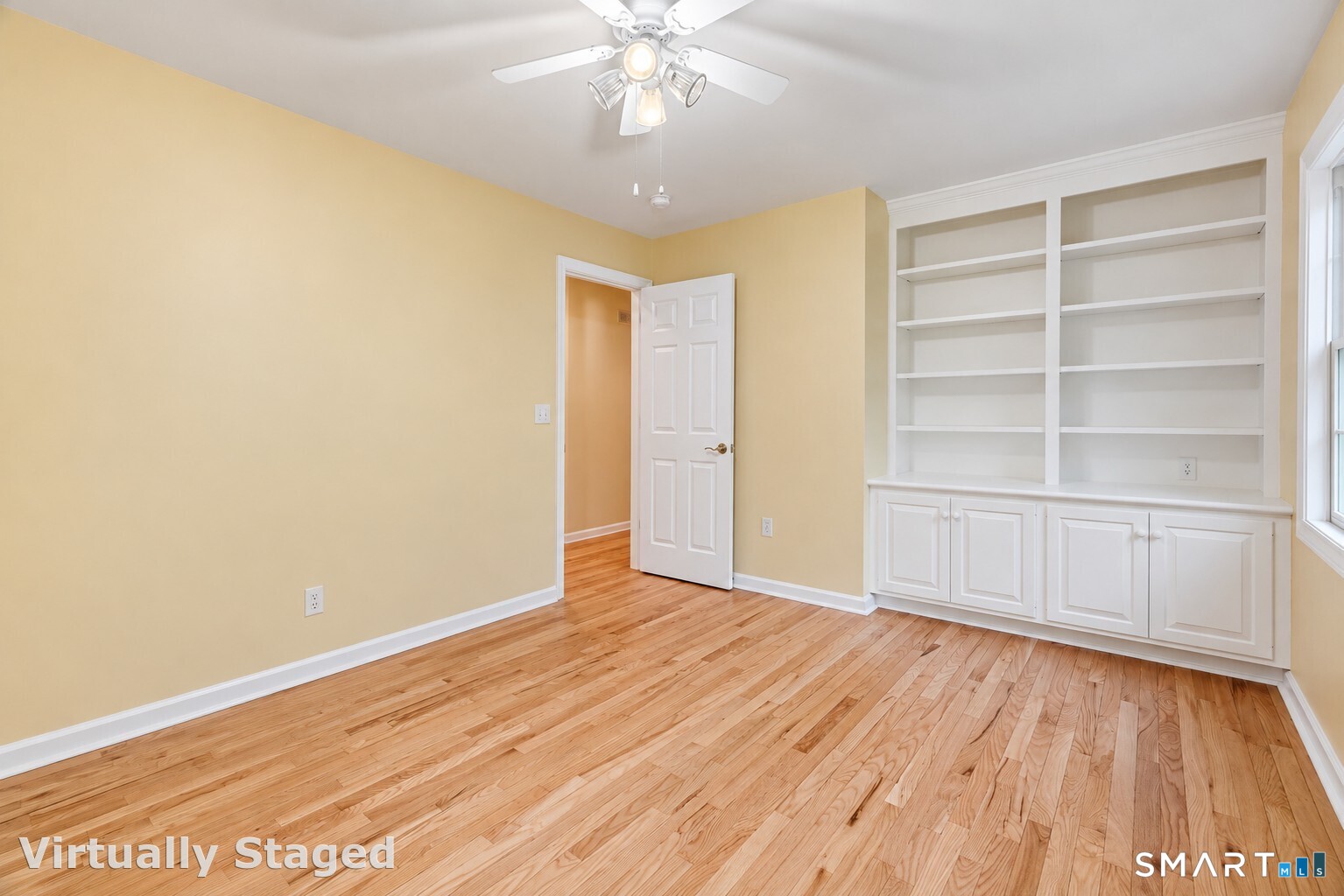 2 Hawthorne Lane Unit: 2