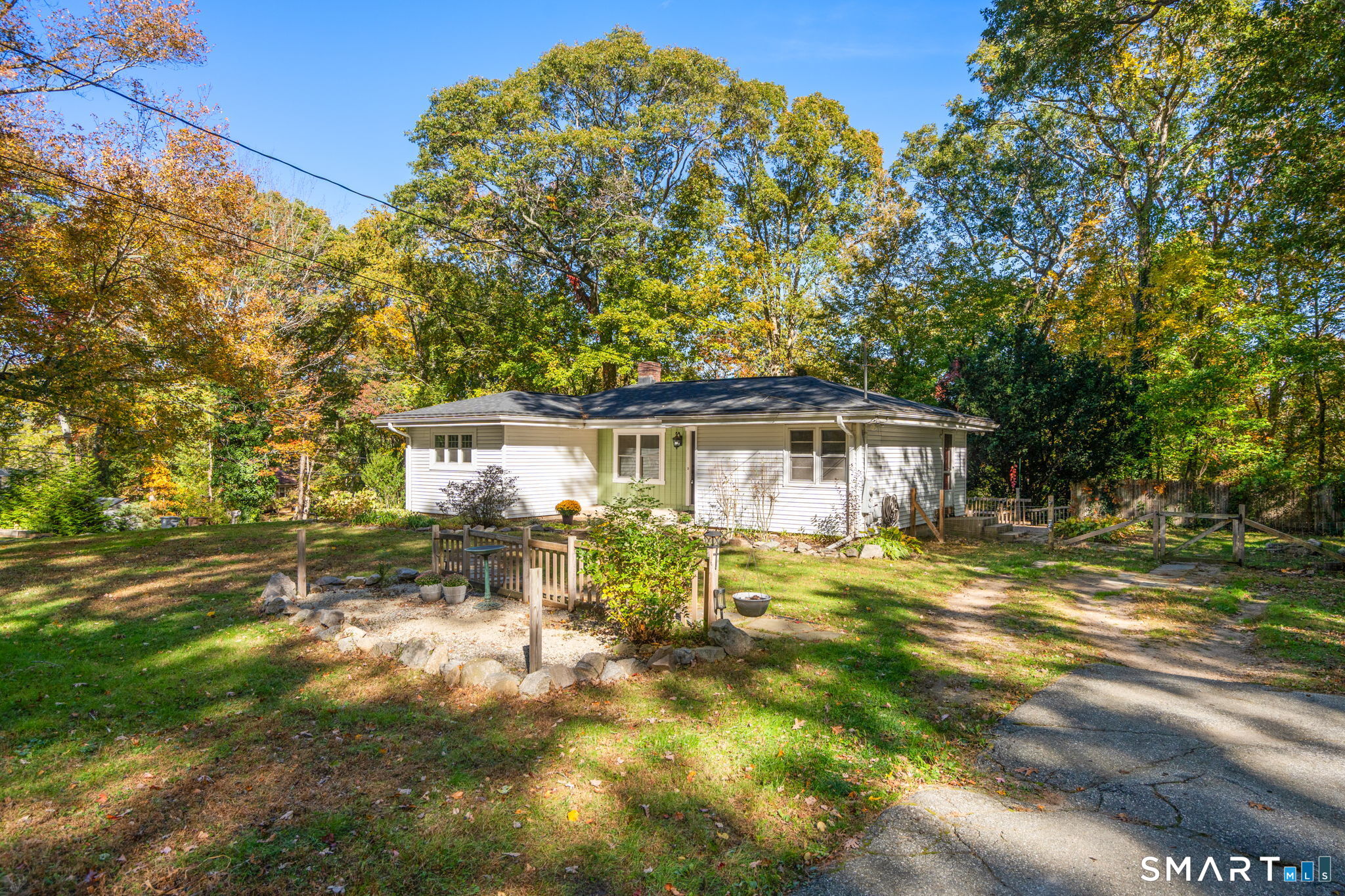 27 Woodland Road