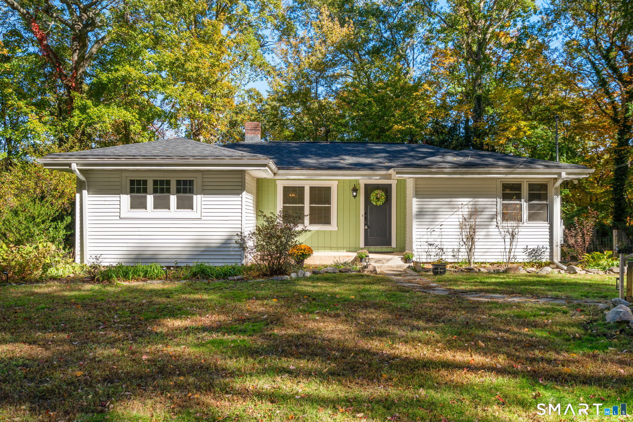 27 Woodland Road East Lyme CT