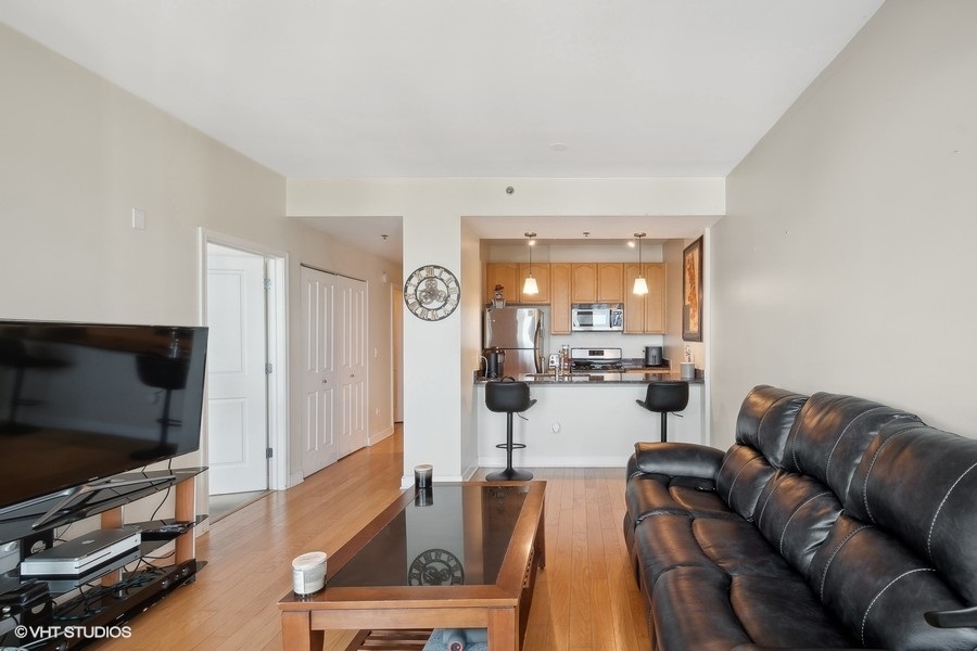1400 S Michigan Avenue Unit: 1802