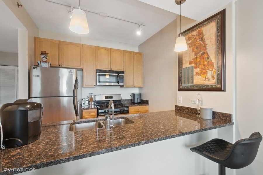 1400 S Michigan Avenue Unit: 1802