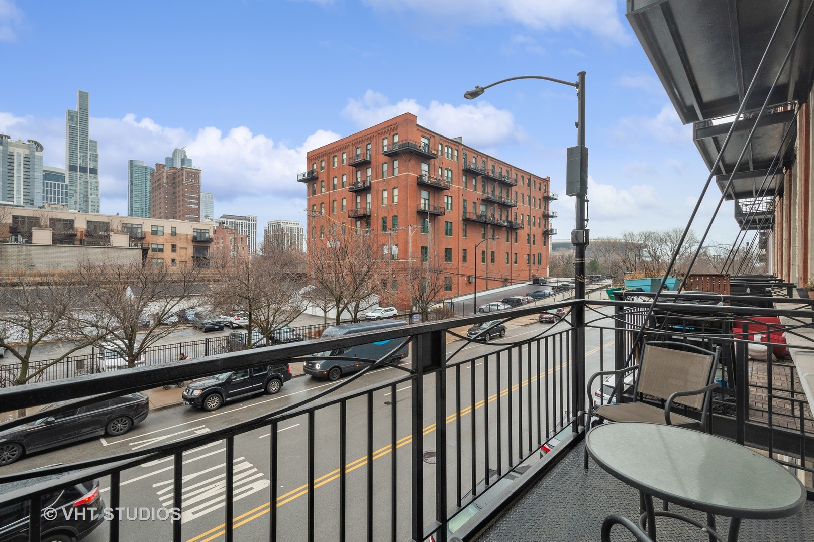 1601 S Michigan Avenue Unit: 202