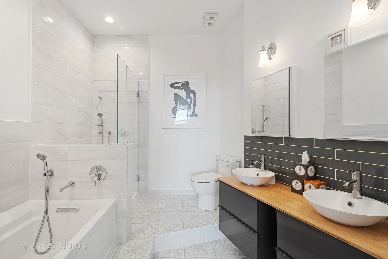 910 S Michigan Avenue Unit: 1204