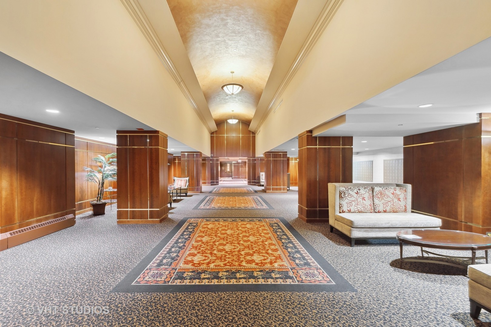 910 S Michigan Avenue Unit: 1204