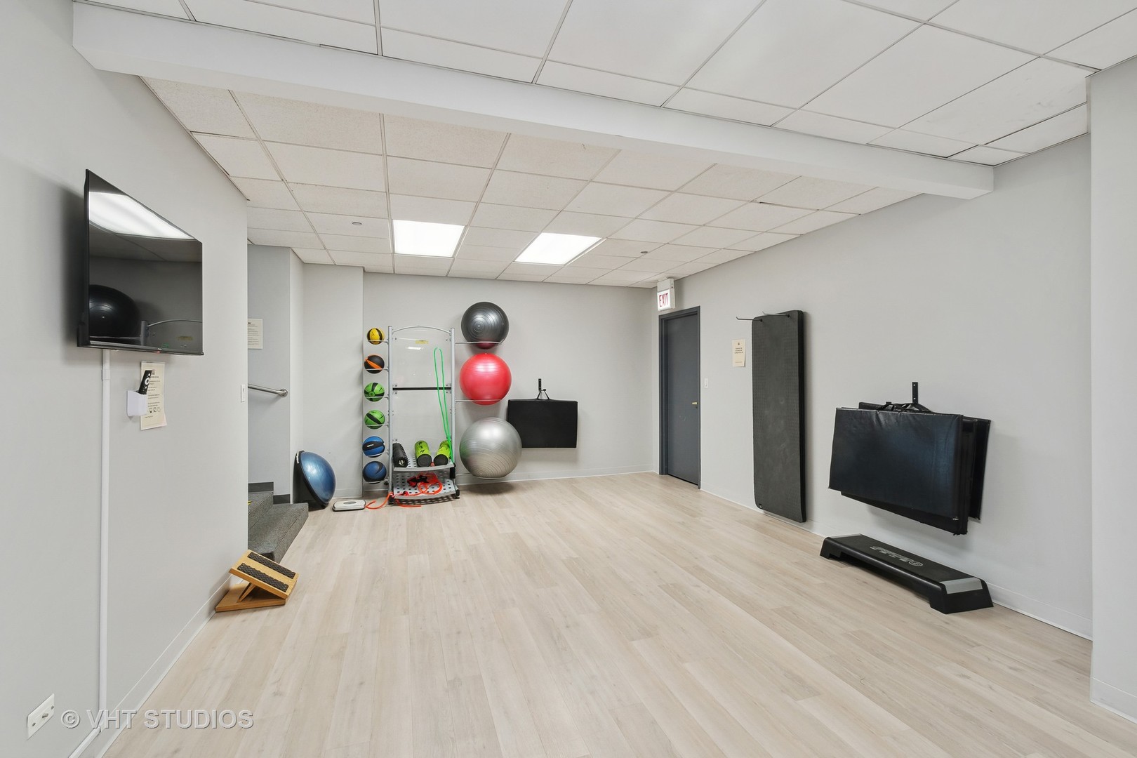 910 S Michigan Avenue Unit: 1204