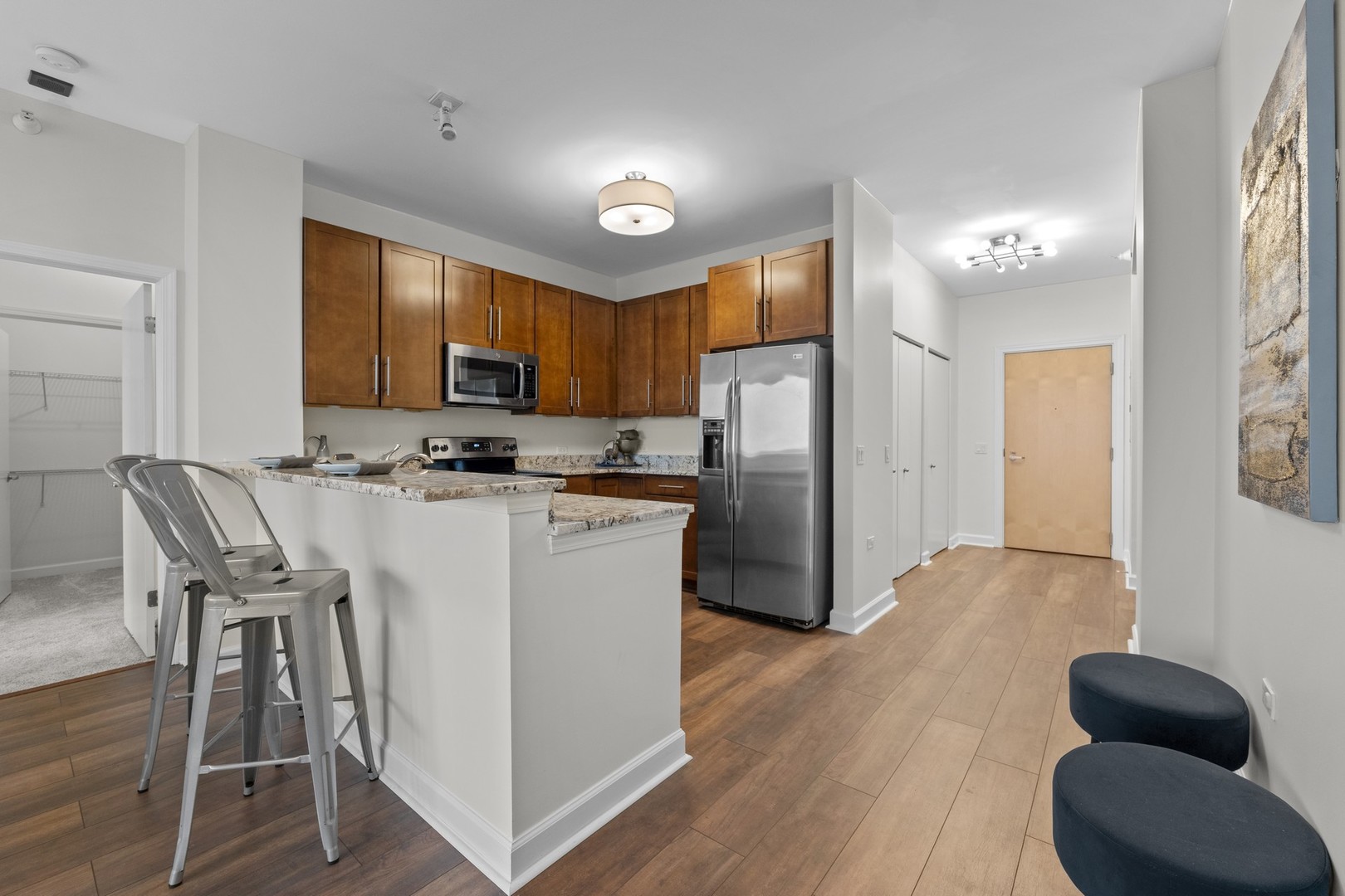 1629 S Prairie Avenue Unit: 2208