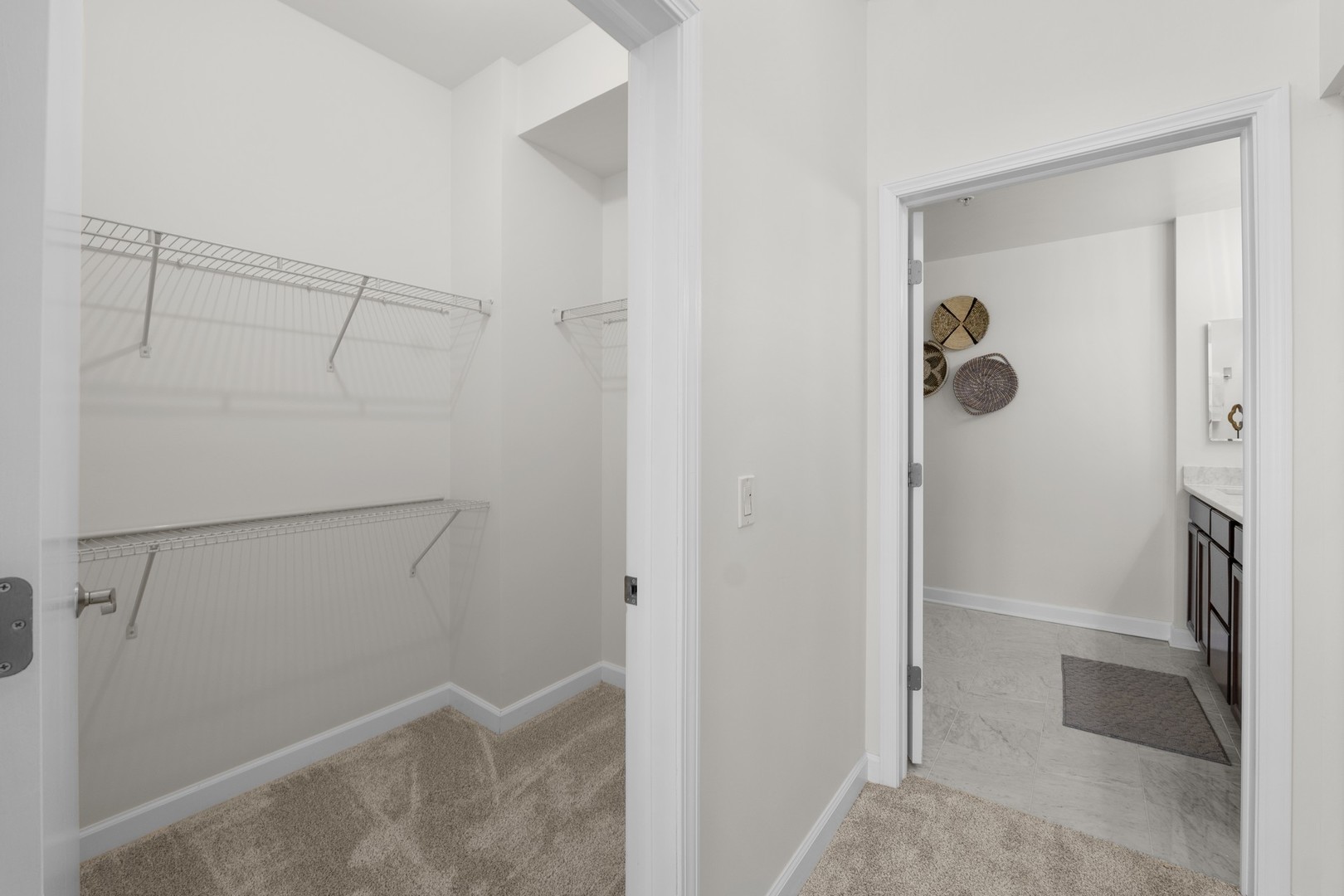 1629 S Prairie Avenue Unit: 2208