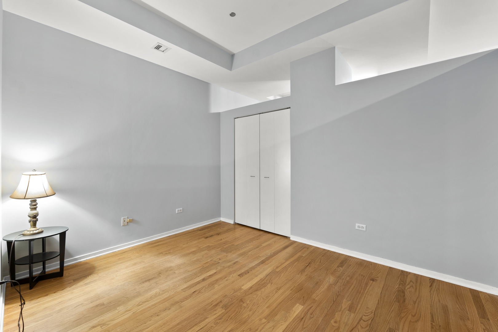 208 W Washington Street Unit: 1106