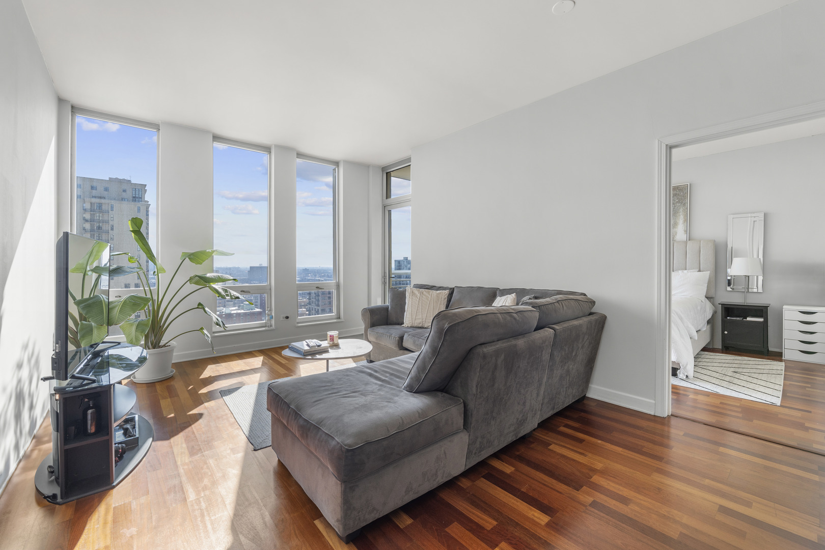 1400 S Michigan Avenue Unit: 1908