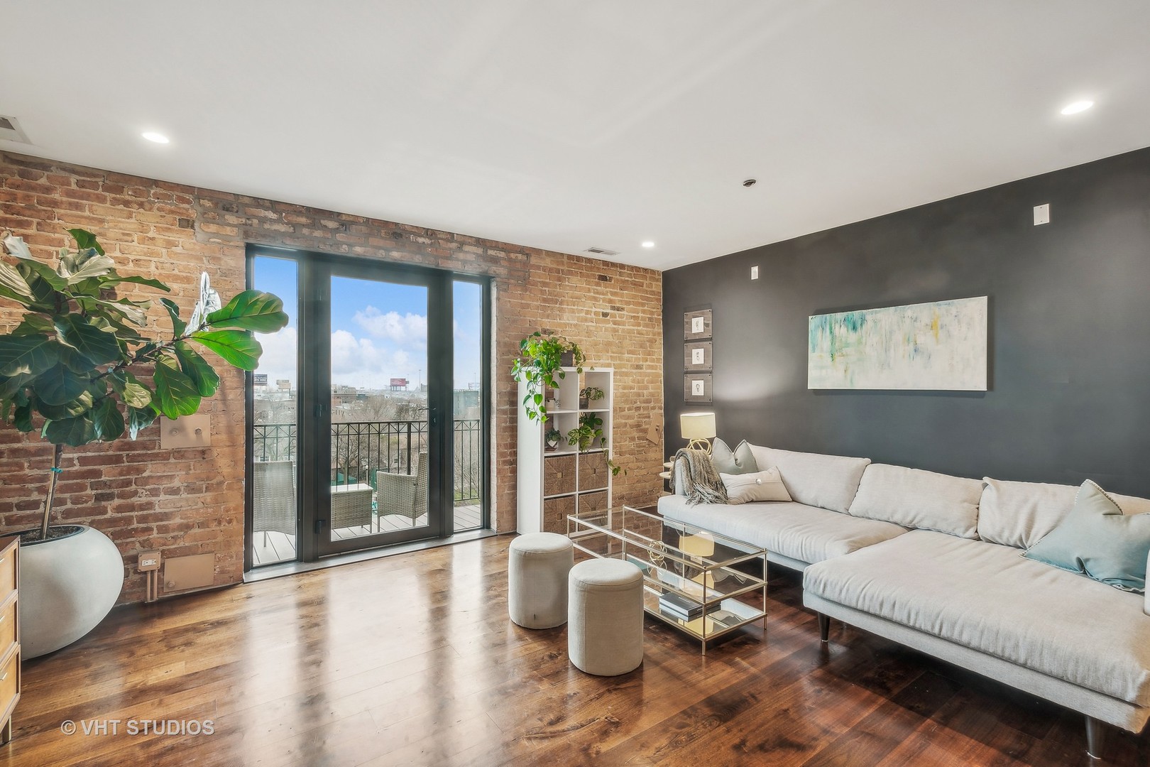 1600 S Jefferson Street Unit: 503