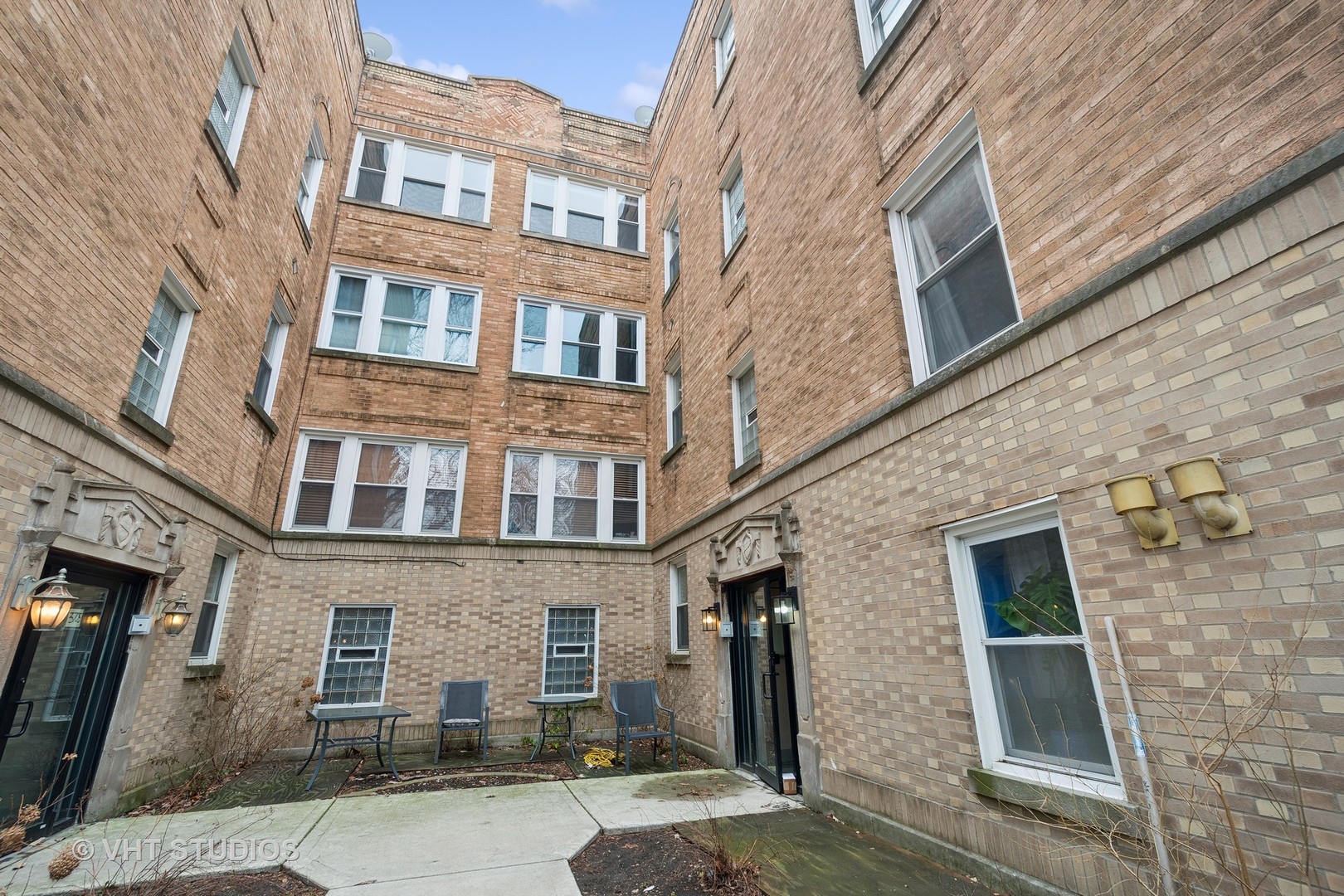3707 W Altgeld Street Unit: 2