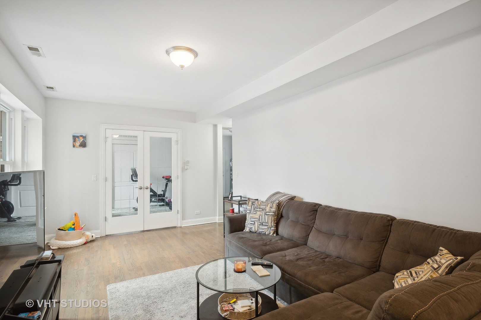 3707 W Altgeld Street Unit: 2