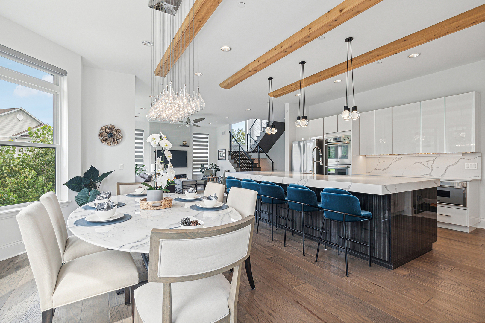 456 Woodland Chase Lane