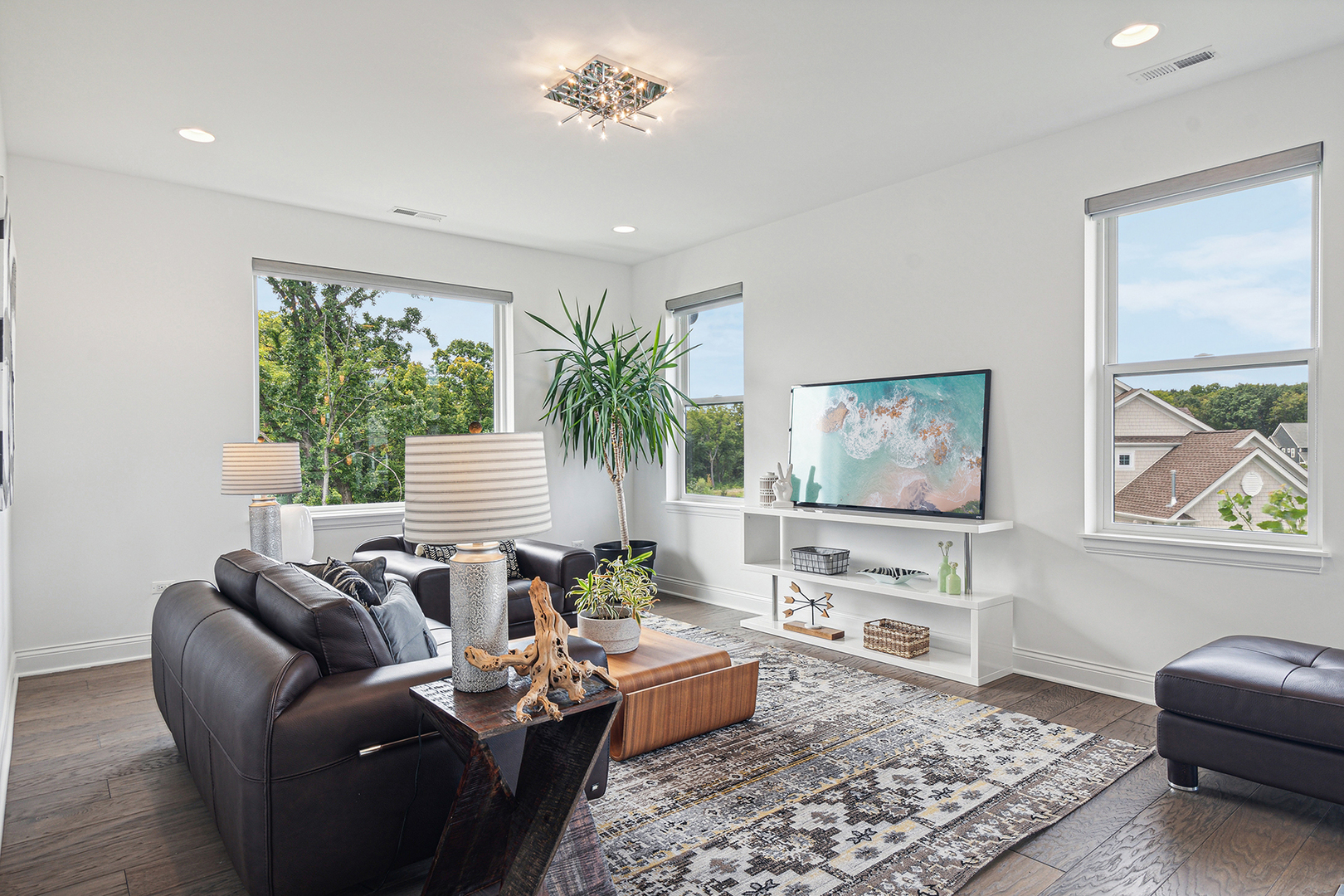 456 Woodland Chase Lane