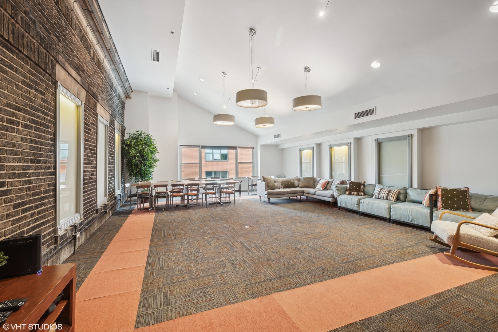 40 E 9th Street Unit: 1509