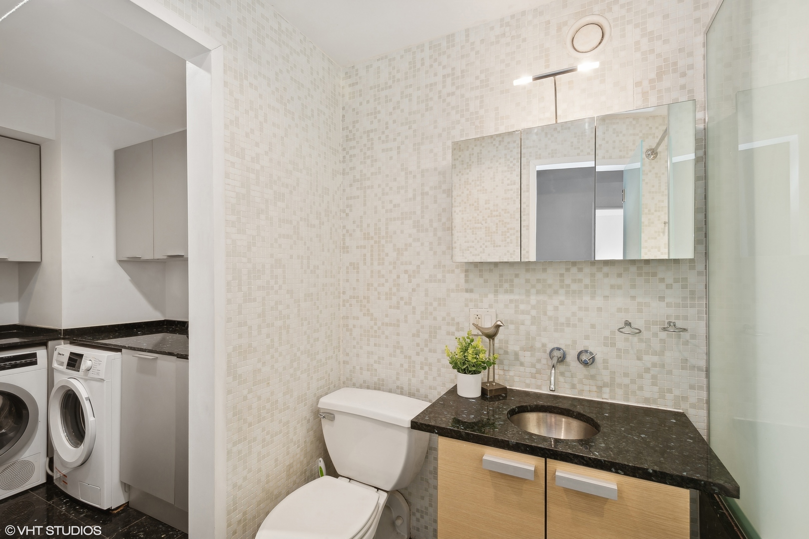 40 E 9th Street Unit: 1509