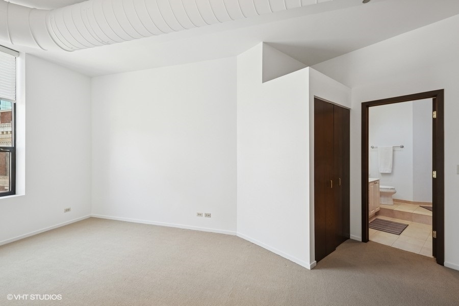 910 S Michigan Avenue Unit: 1111