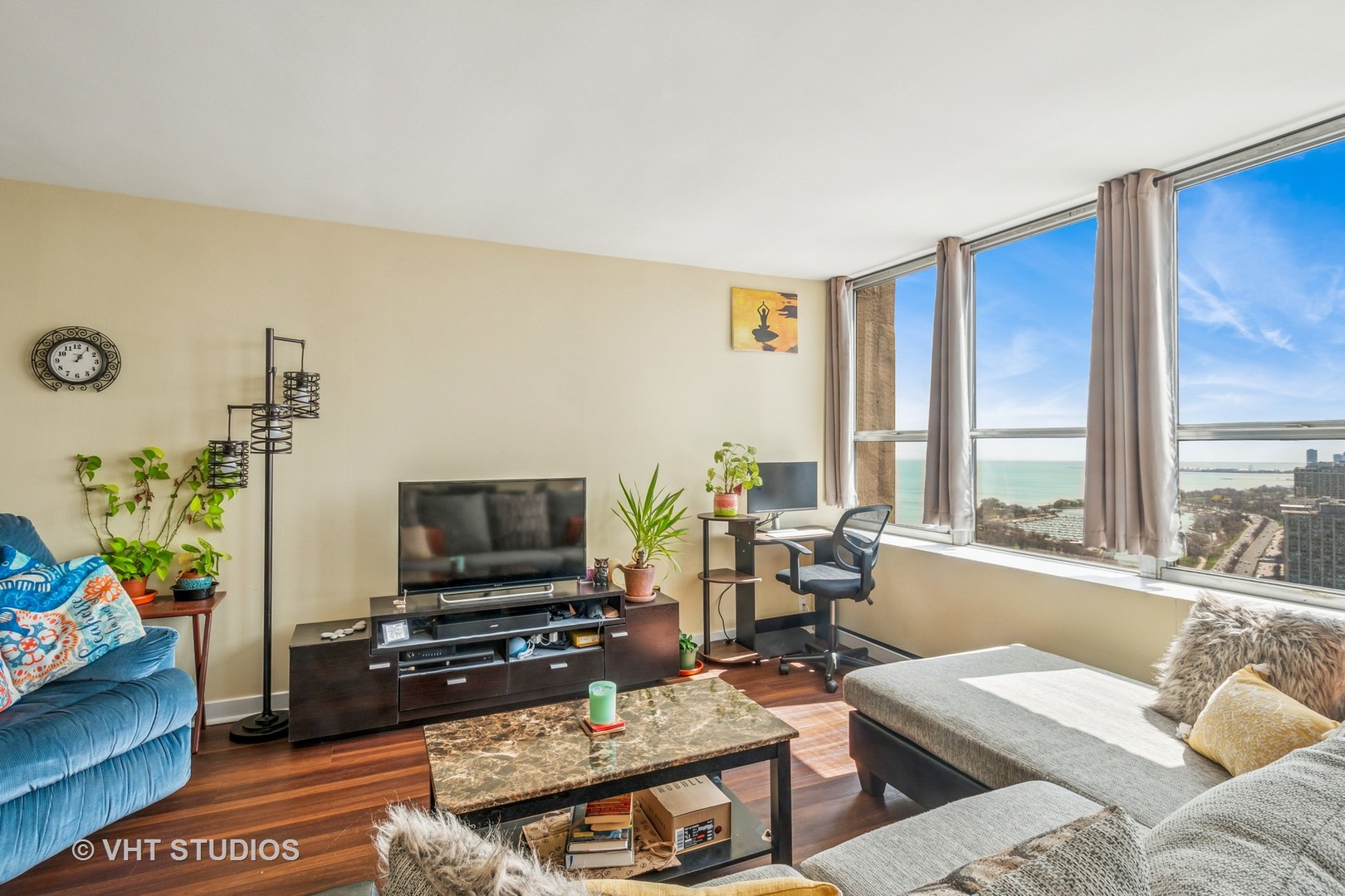 655 W Irving Park Road Unit: 4303