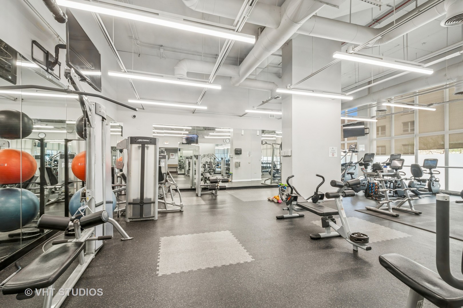 655 W Irving Park Road Unit: 4303