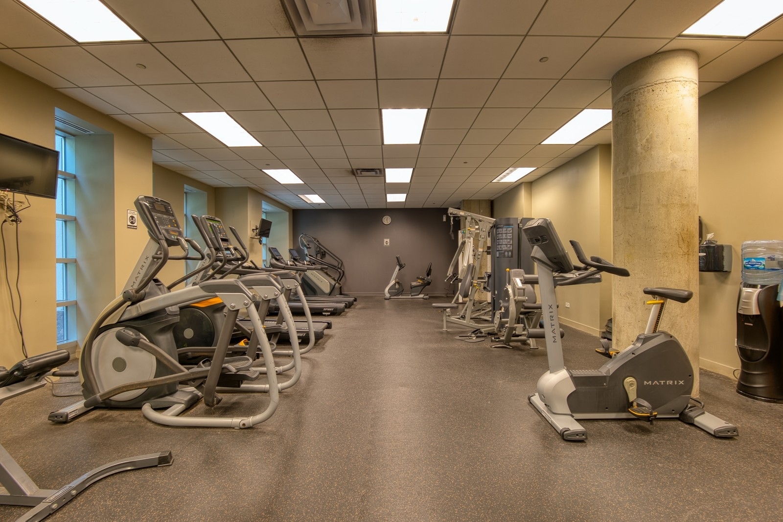 700 N Larrabee Street Unit: 1315