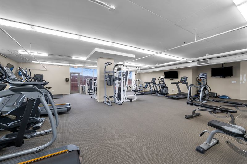 1717 S PRAIRIE Avenue Unit: 2308