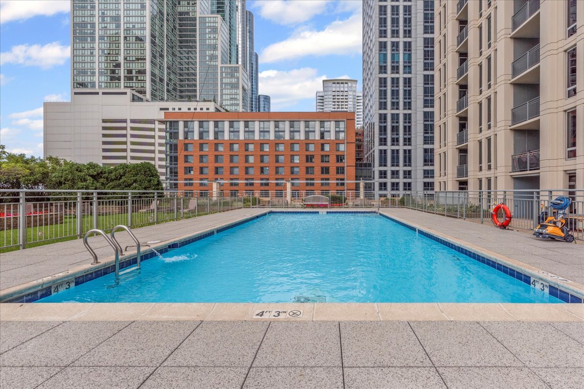1250 S Michigan Avenue Unit: 907