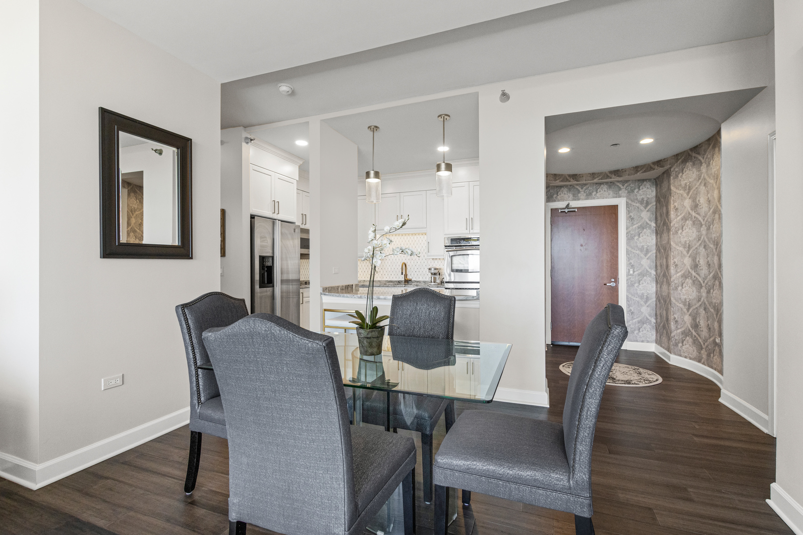 1335 S Prairie Avenue Unit: 1003