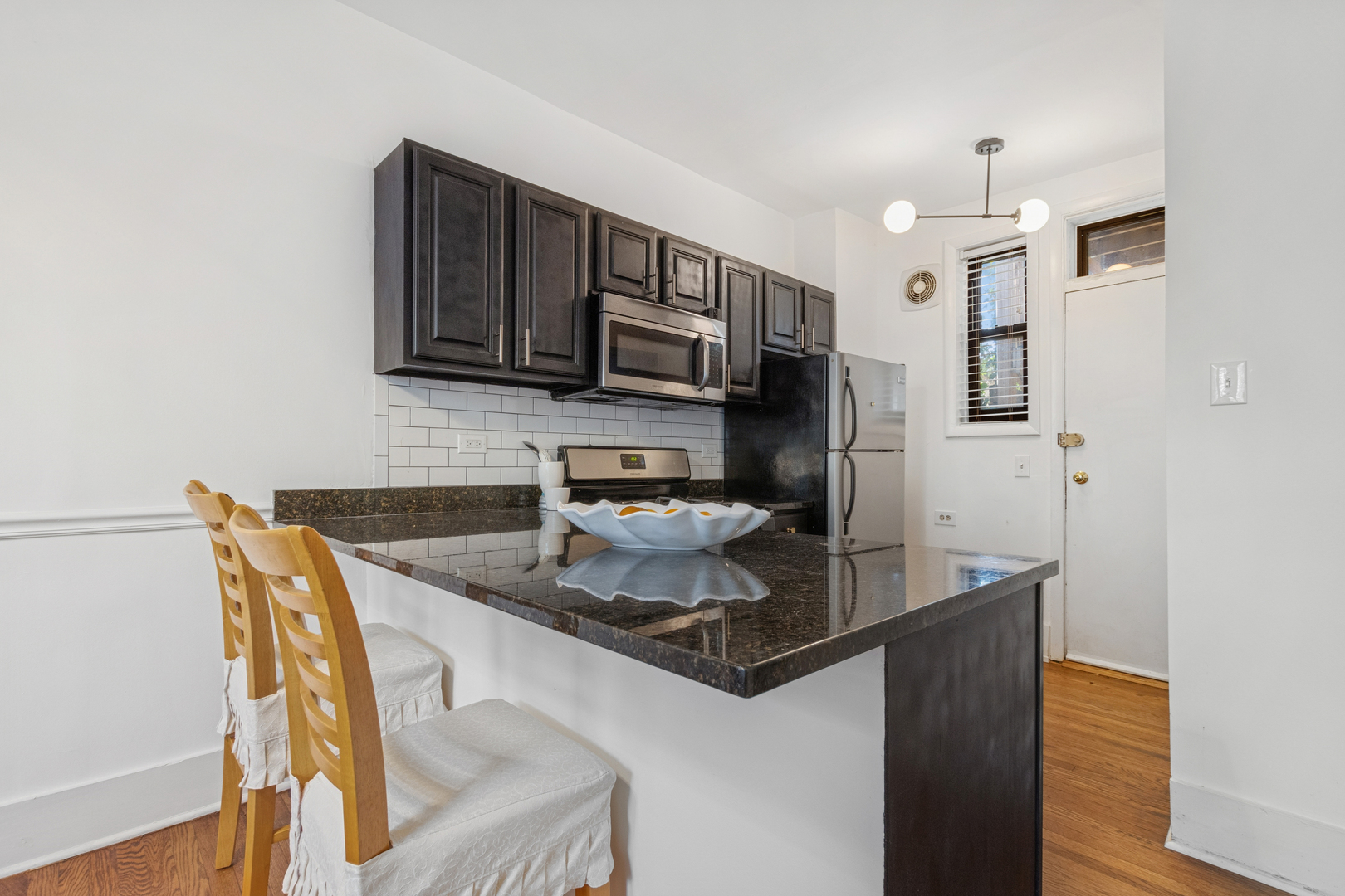 2106 N Seminary Avenue Unit: 3