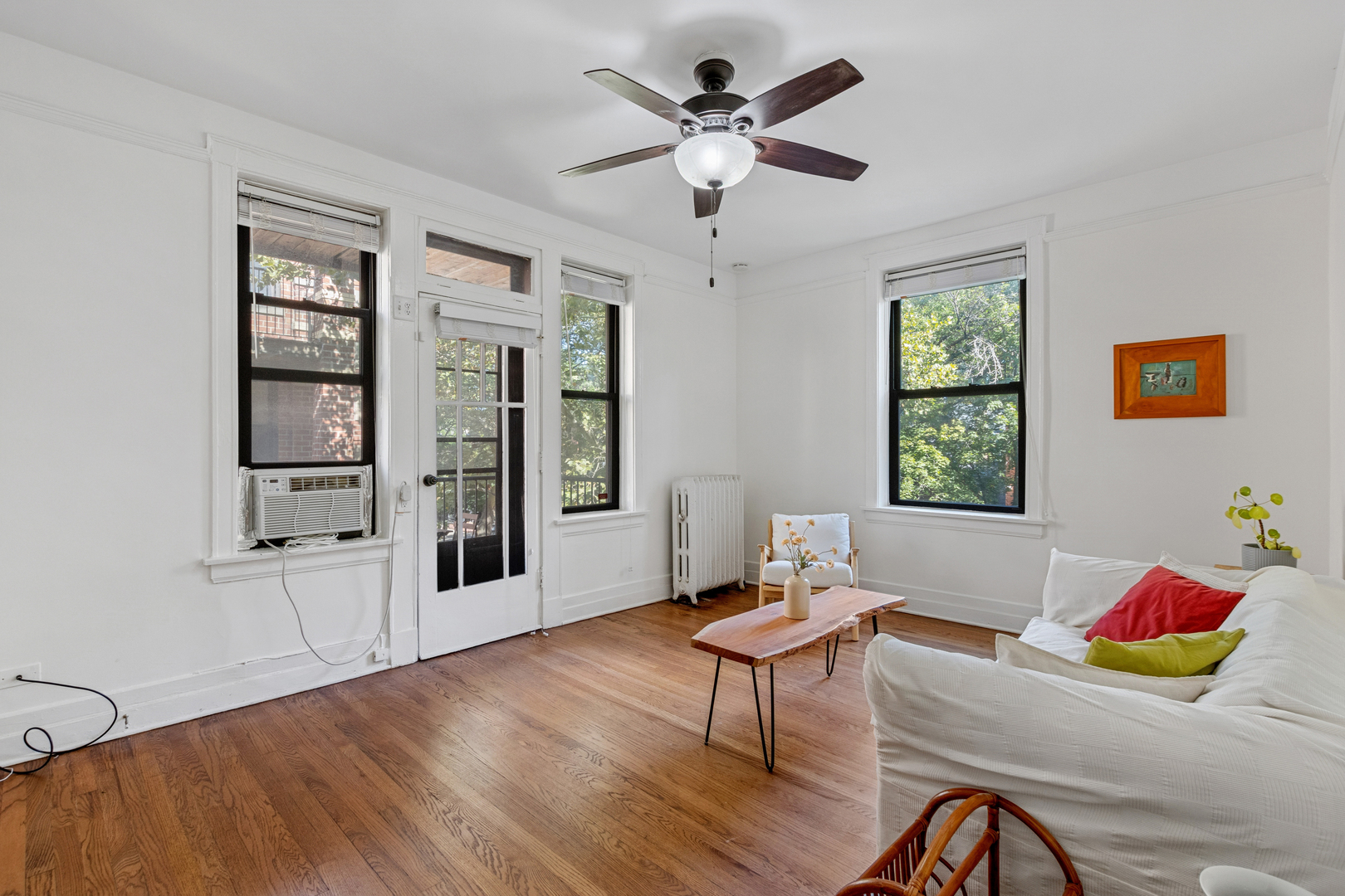 2106 N Seminary Avenue Unit: 3