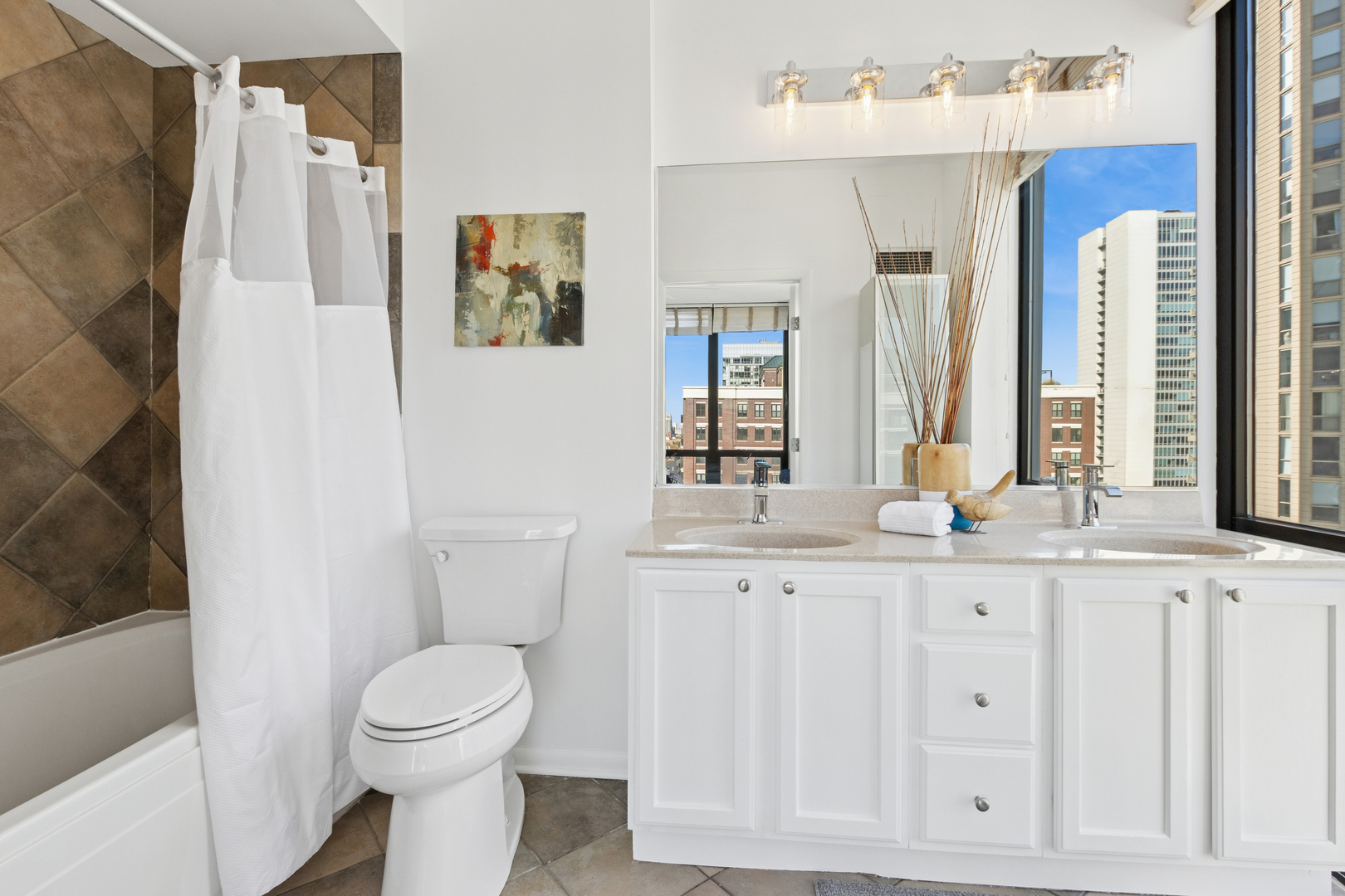 435 W Erie Street Unit: 1408