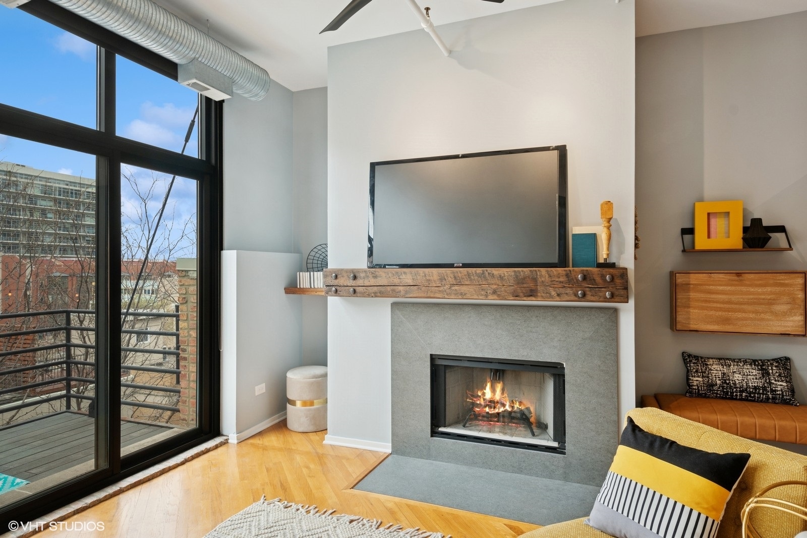 1525 S Michigan Avenue Unit: 405