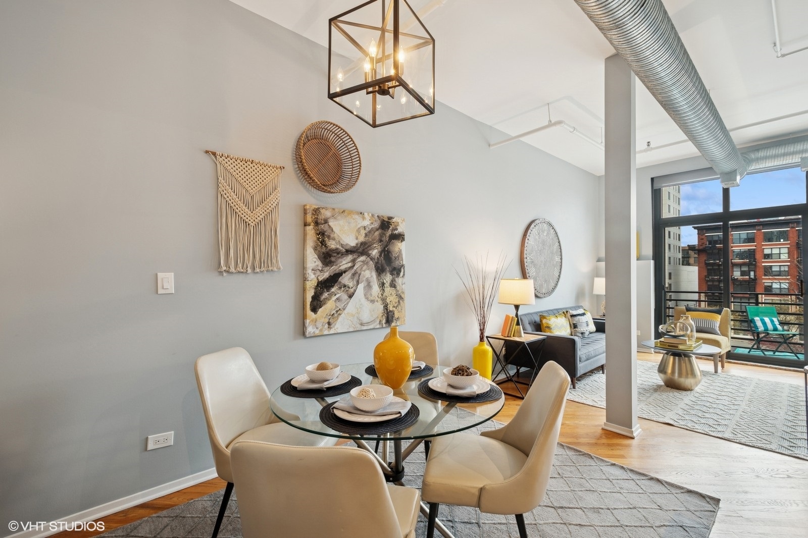 1525 S Michigan Avenue Unit: 405