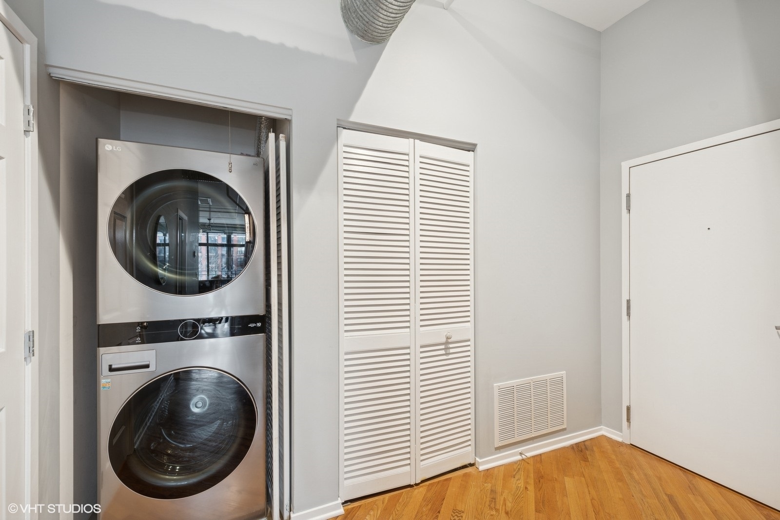 1525 S Michigan Avenue Unit: 405