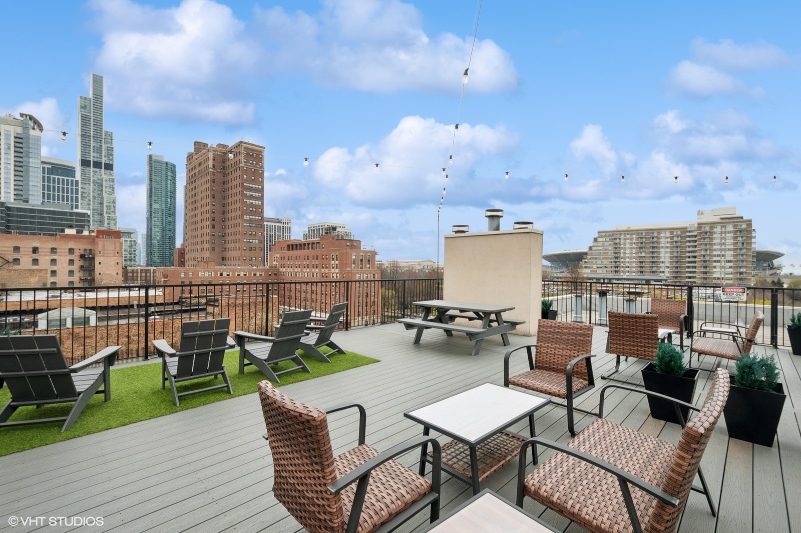 1525 S Michigan Avenue Unit: 405