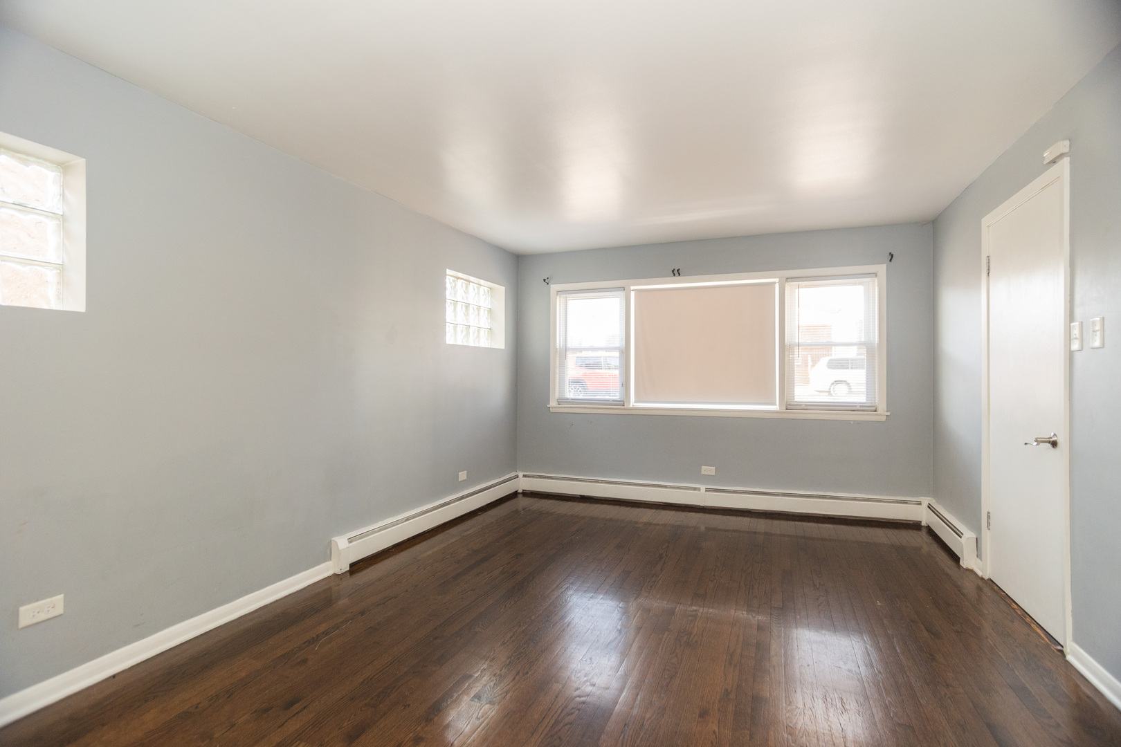 4509 S Komensky Avenue