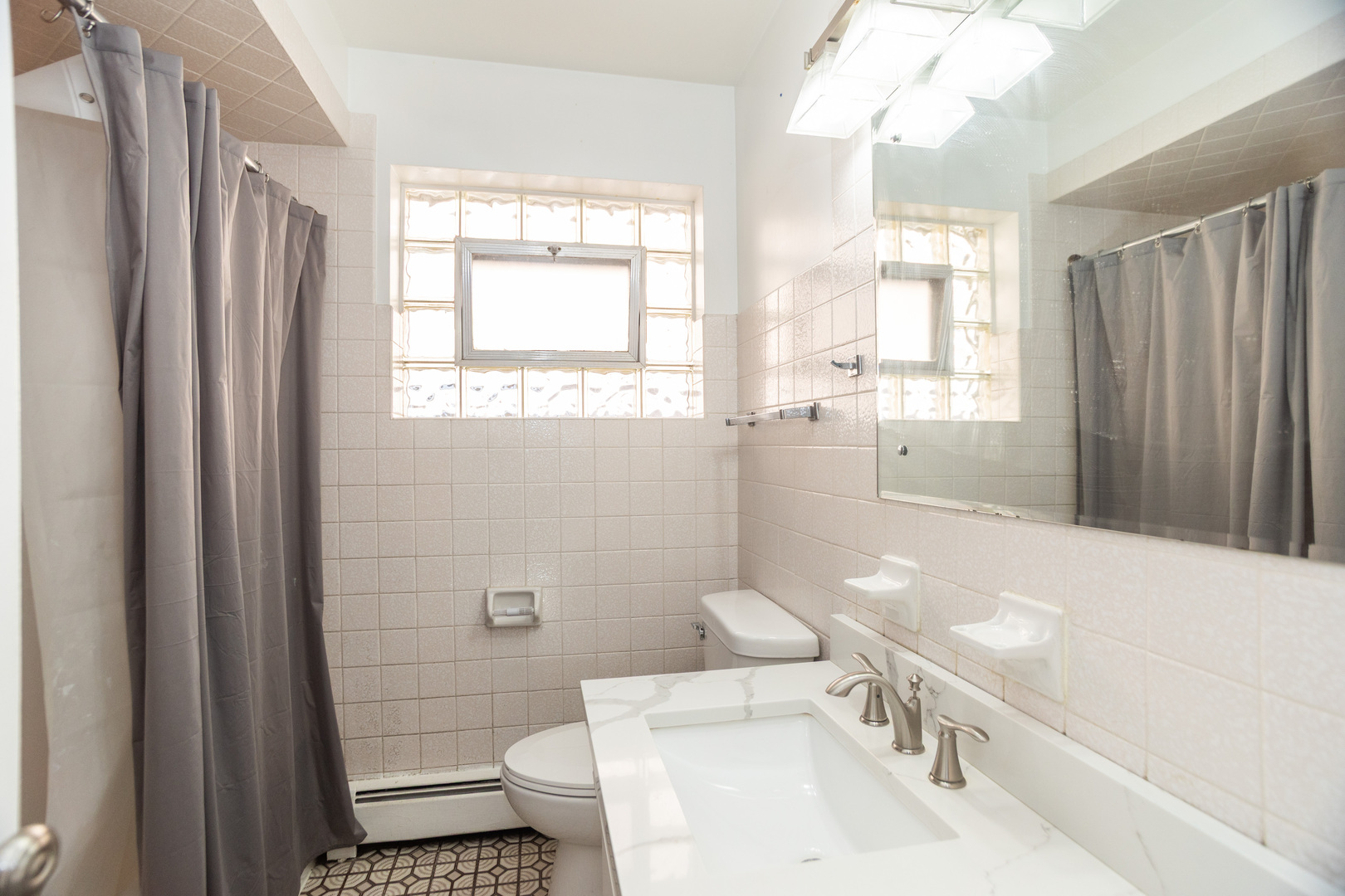 4509 S Komensky Avenue