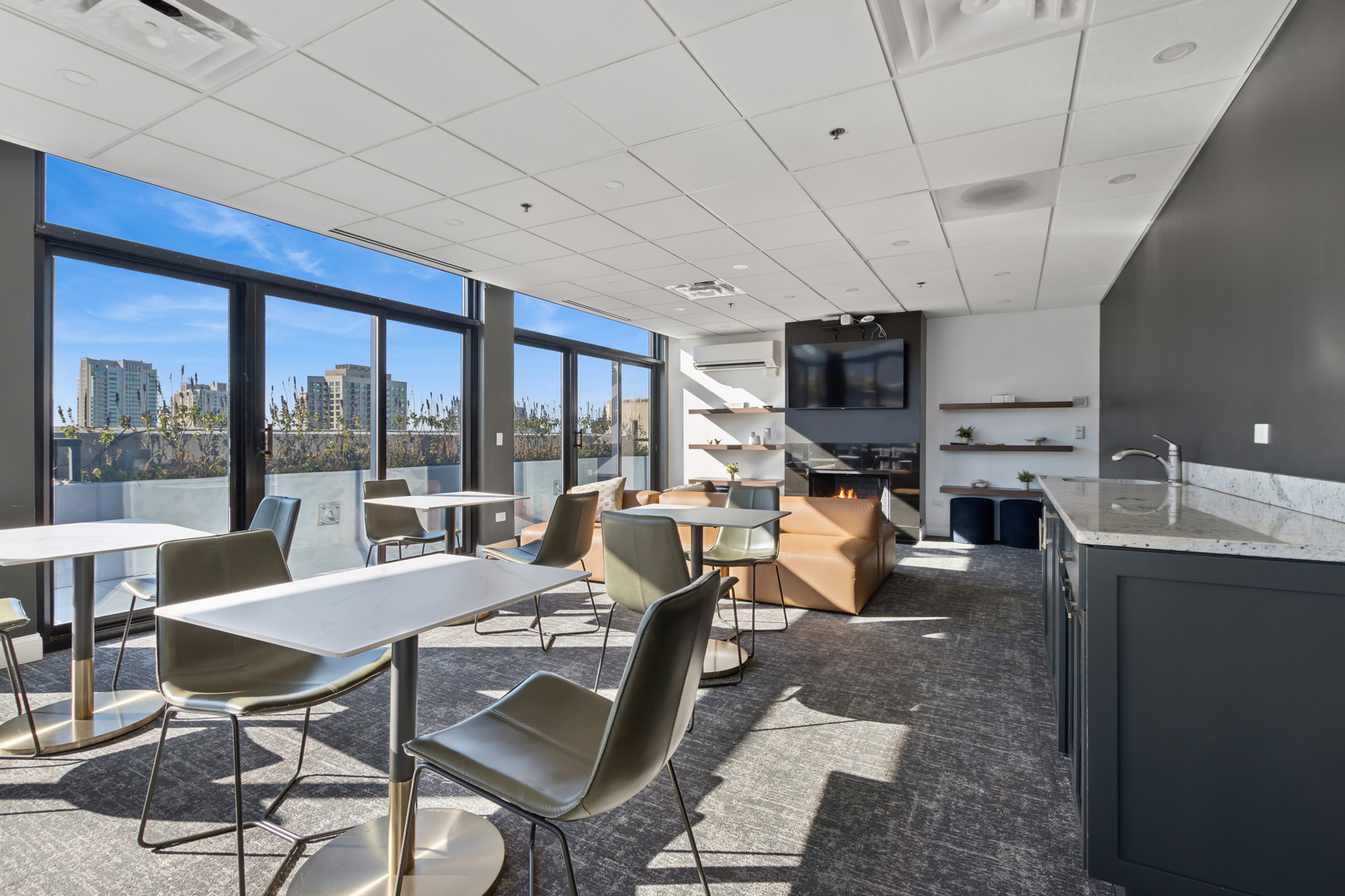 435 W Erie Street Unit: 1408