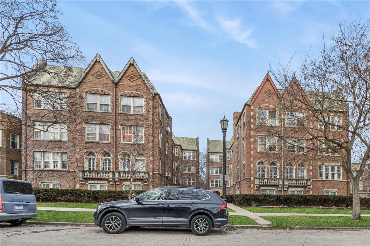 821 Brummel Street Unit: 2