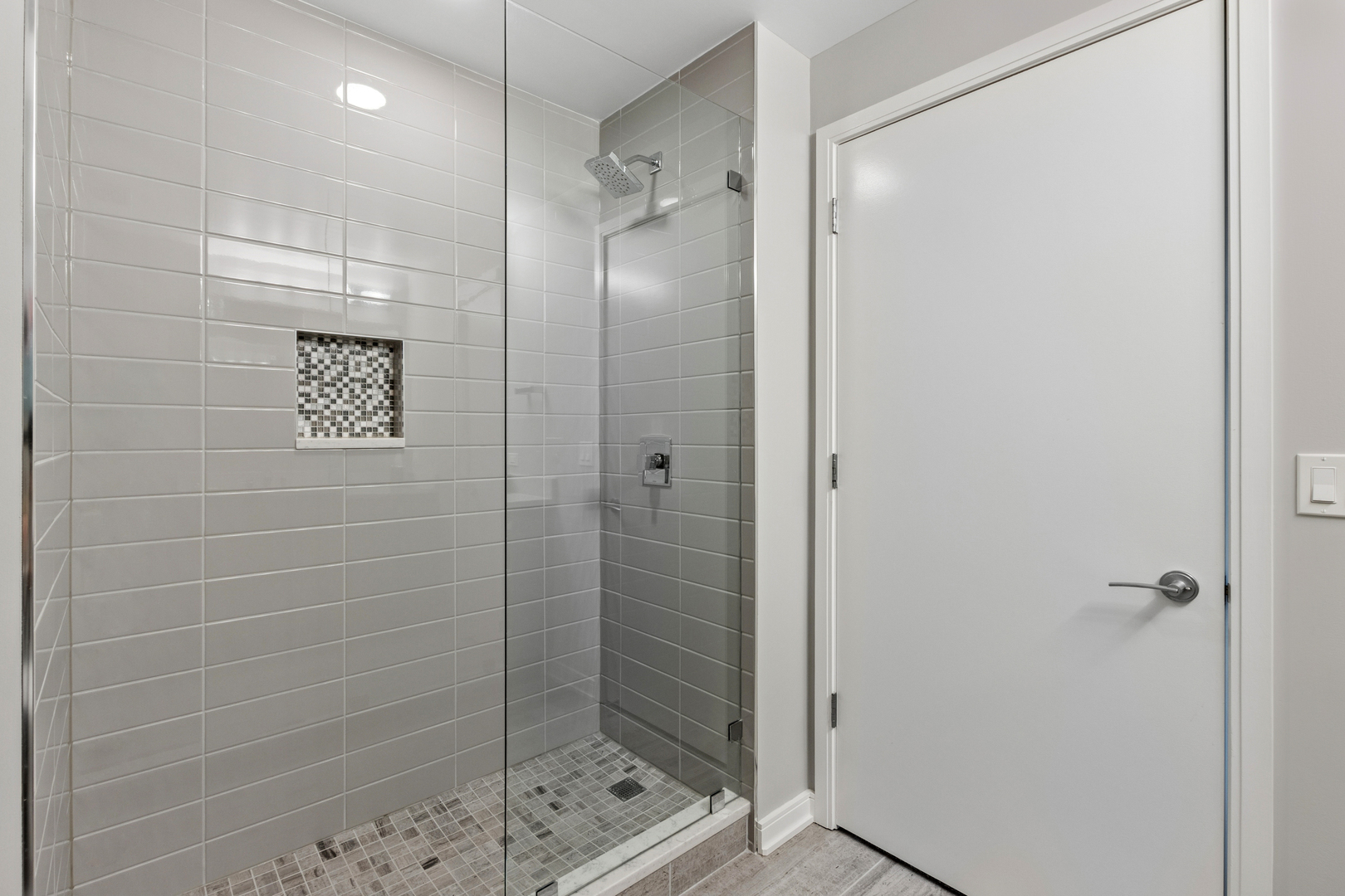 60 E Monroe Street Unit: 3402