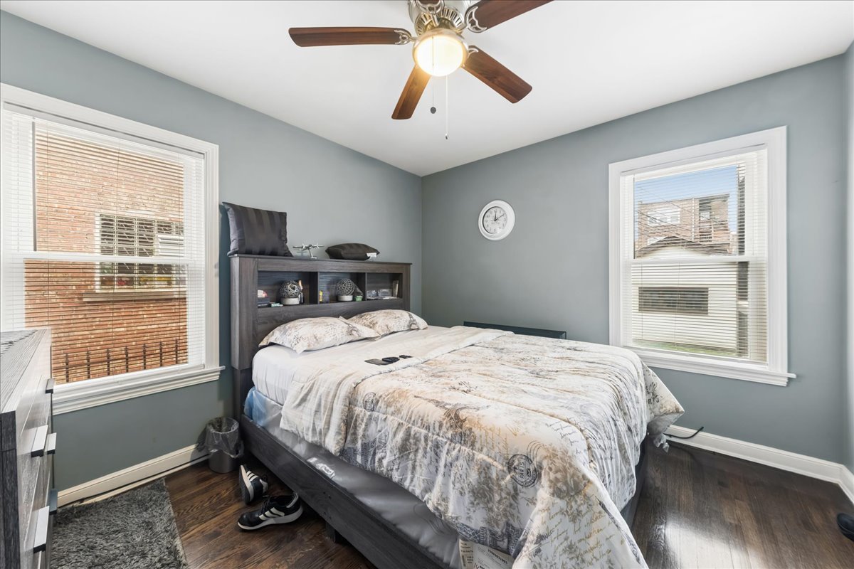 8833 S Dorchester Avenue