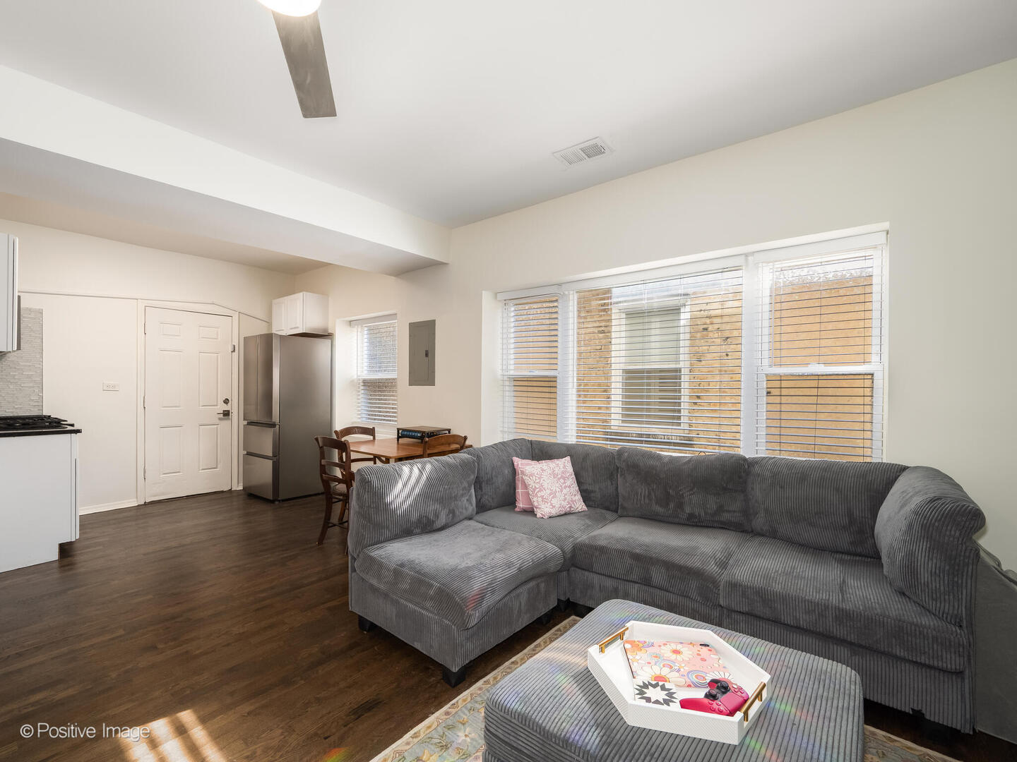 4101 W IOWA Street Unit: 6