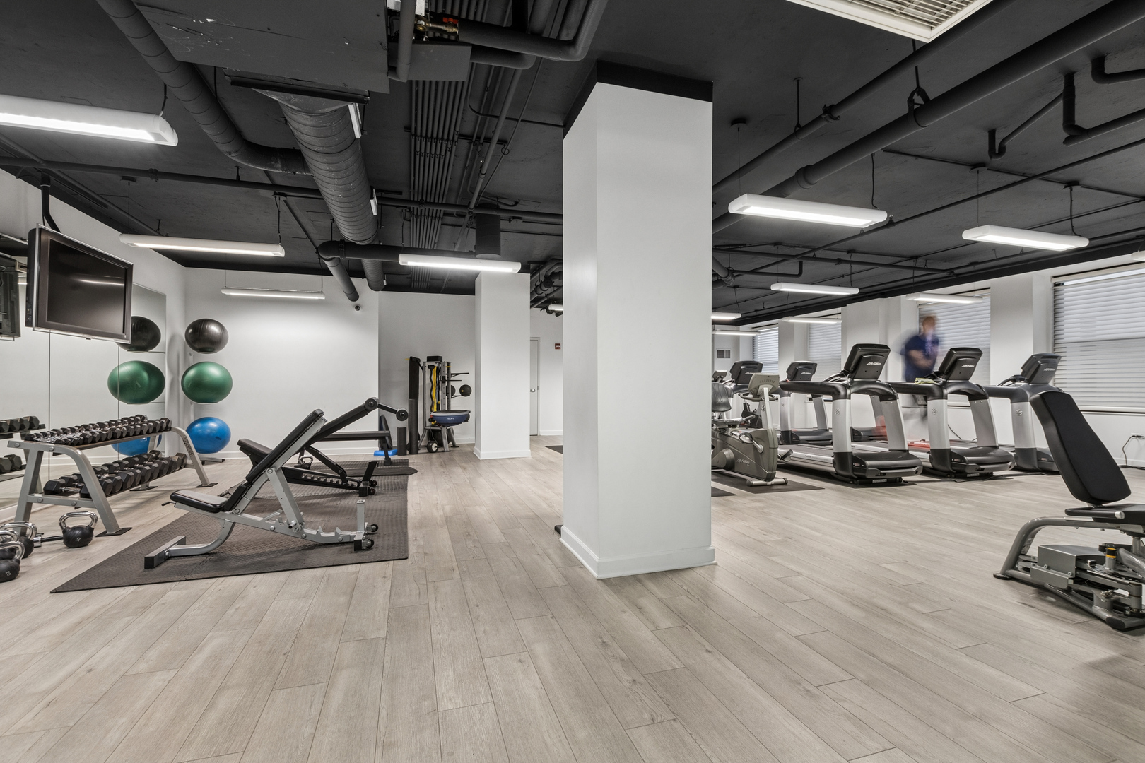 310 S Michigan Avenue Unit: 1609