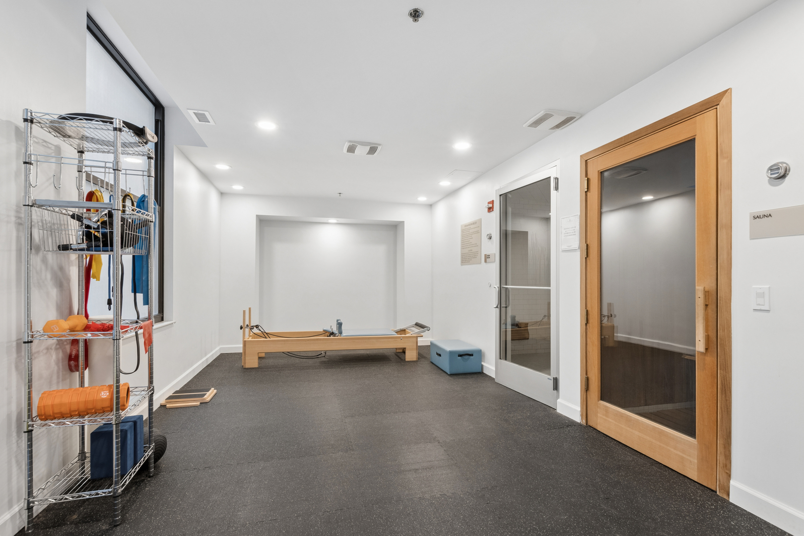 310 S Michigan Avenue Unit: 1609