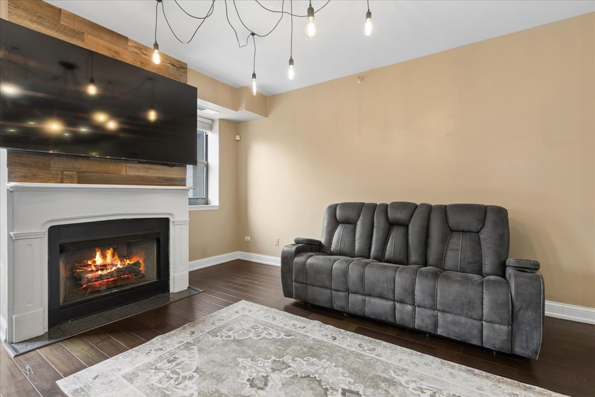 1155 S State Street Unit: 400