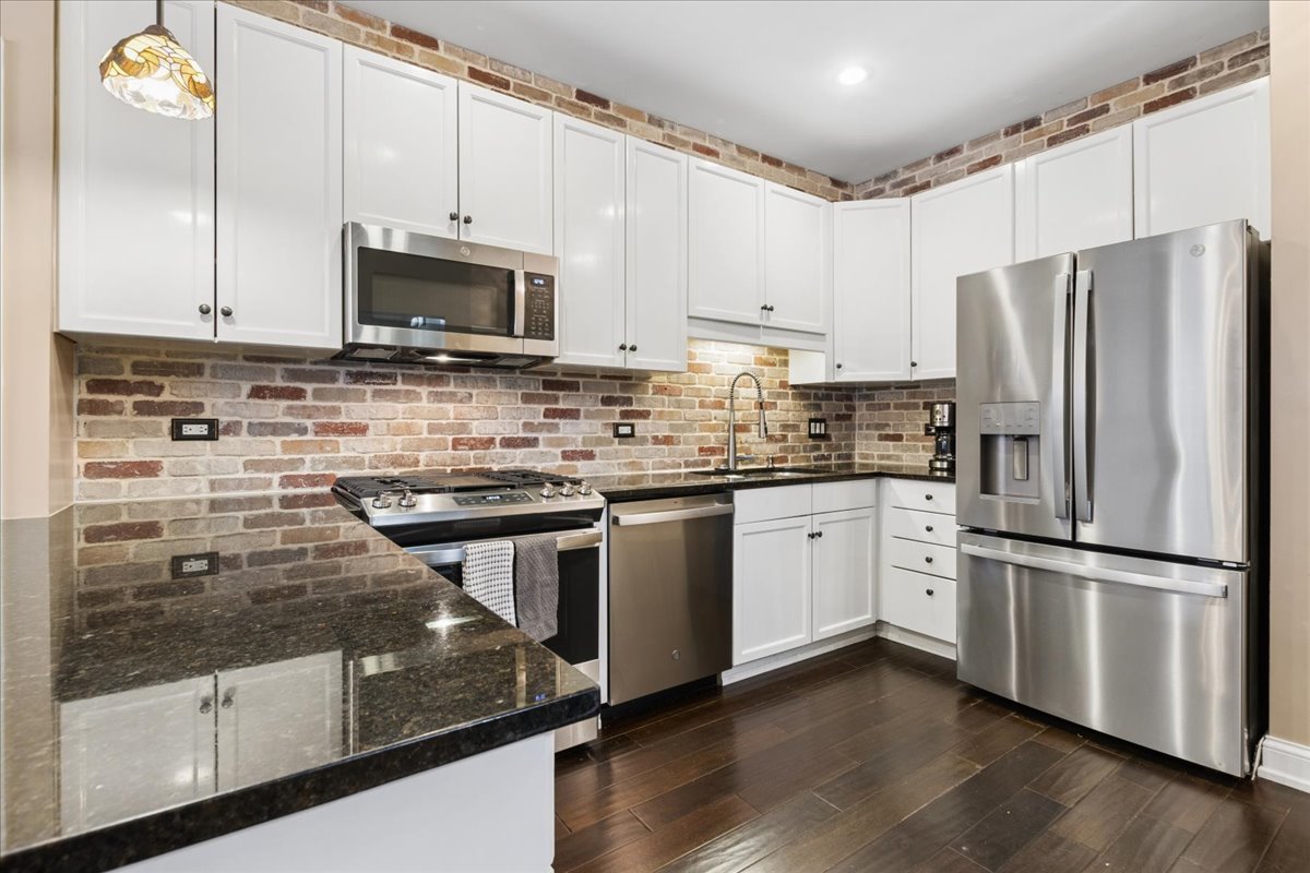 1155 S State Street Unit: 400