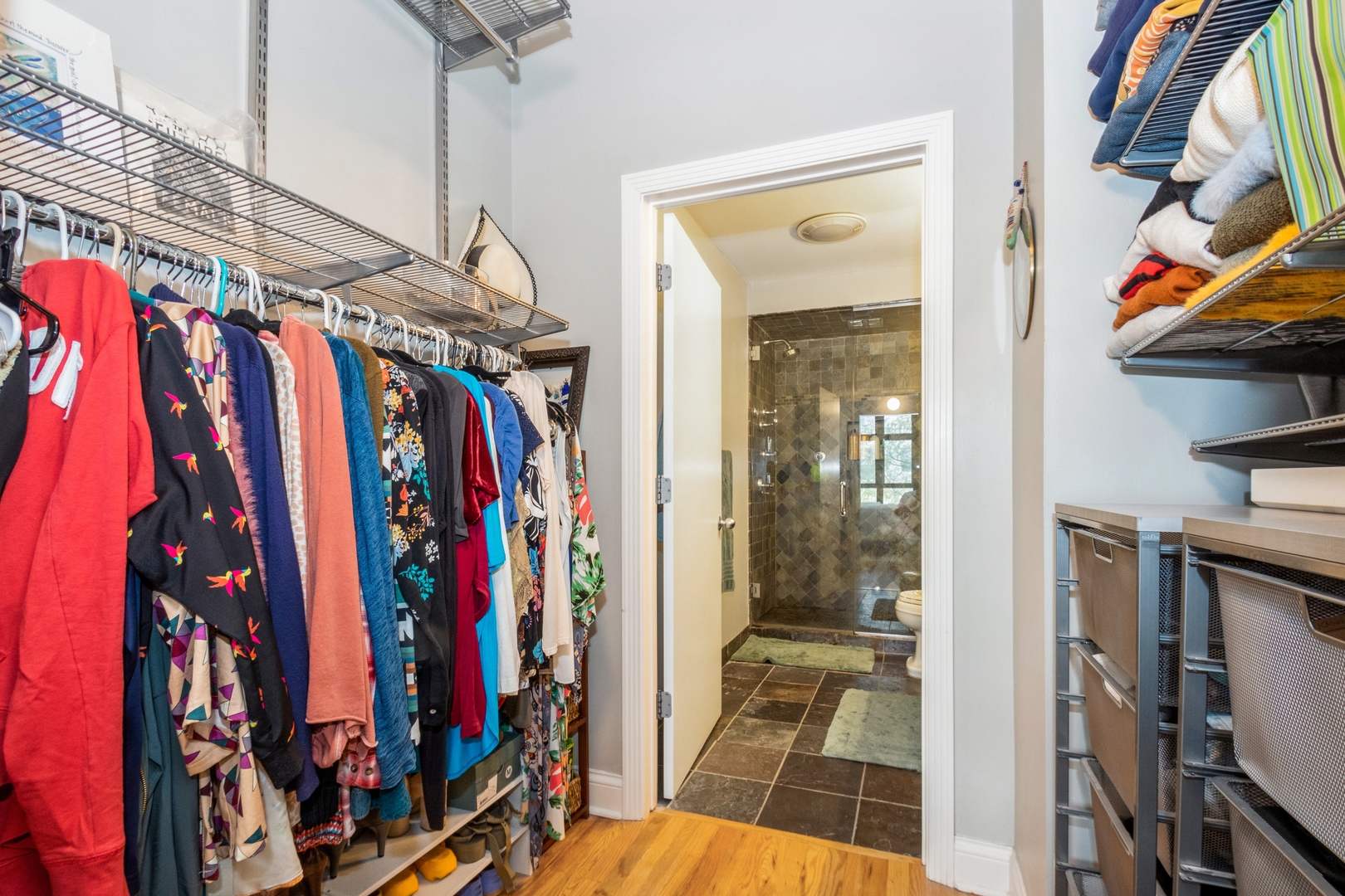 1635 W Belmont Avenue Unit: 320