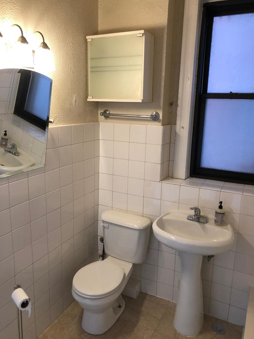 20 E Goethe Street Unit: 502