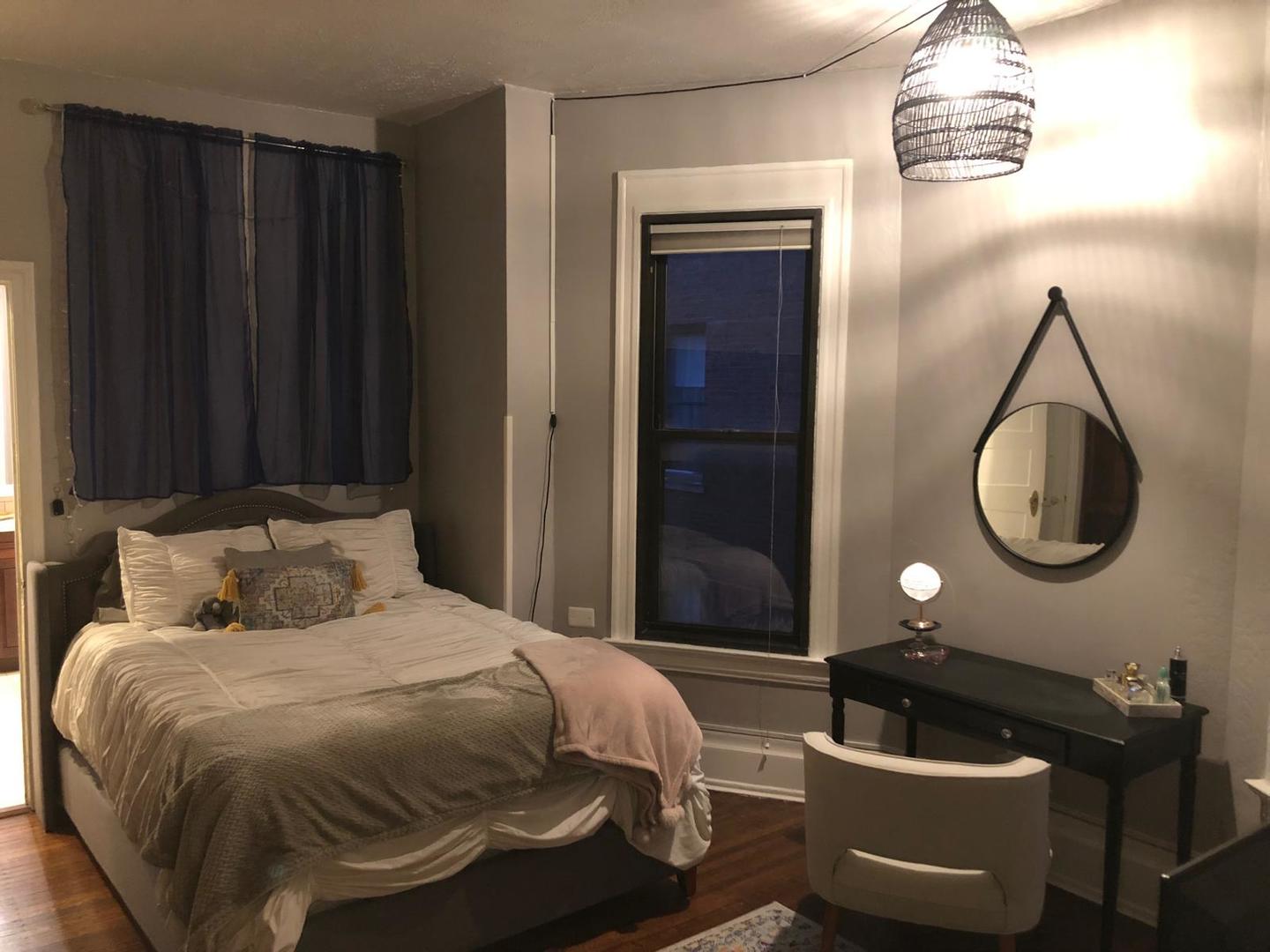 20 E Goethe Street Unit: 502